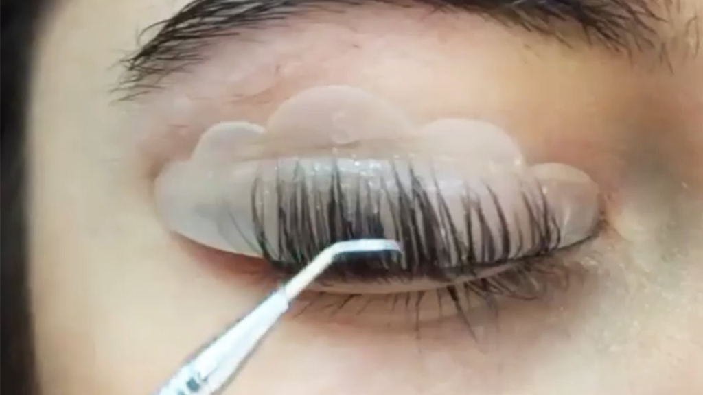 The Key Benefits of Lash Lift